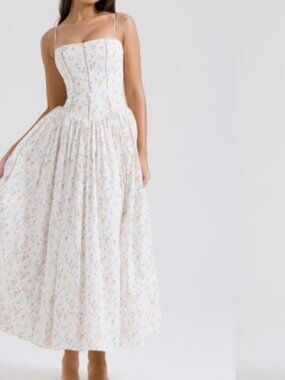 HOUSE OF CB' Ysabella' White Posy Print Cotton Maxi Sundress NWOT